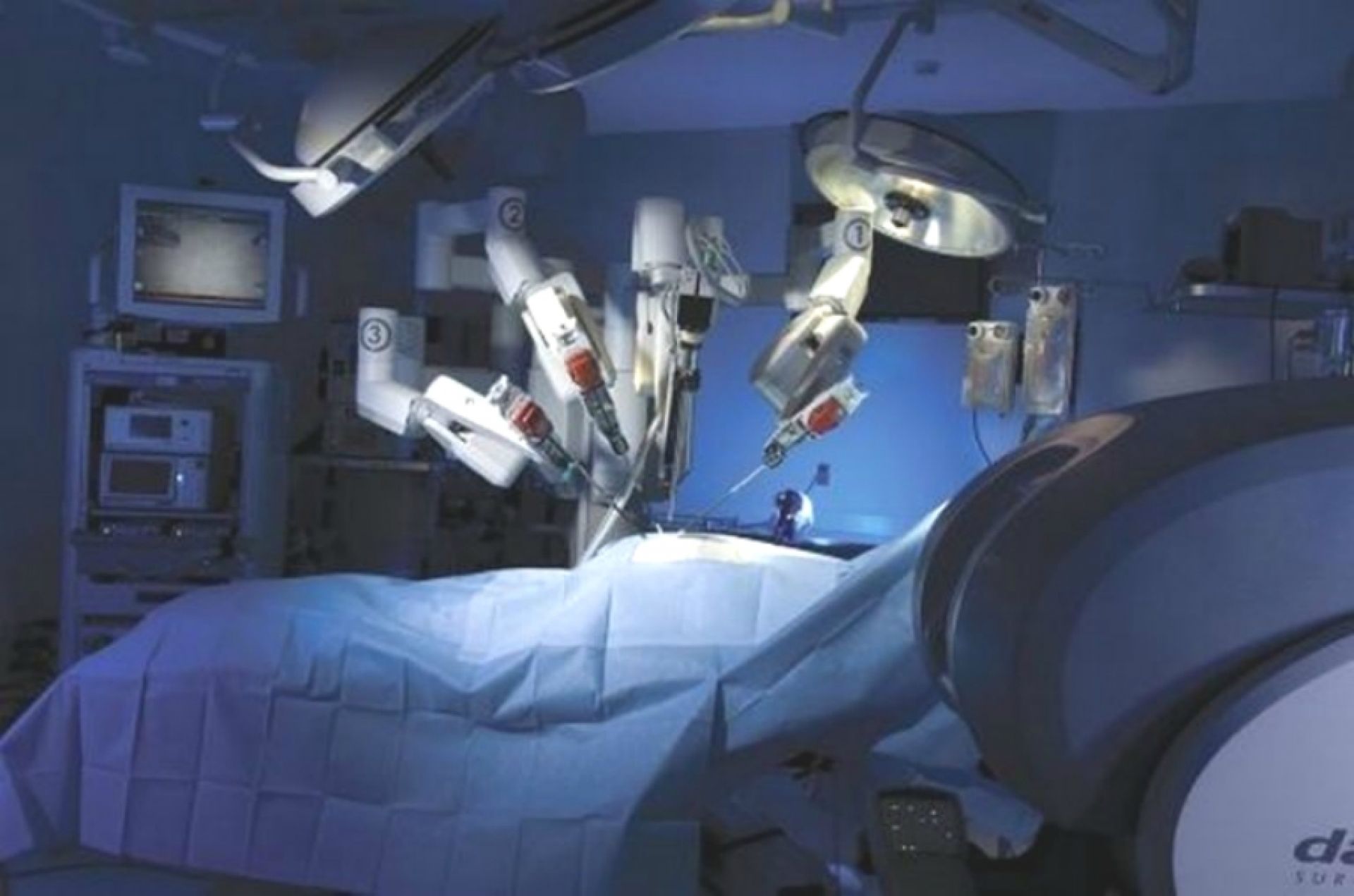Πλουμίδης Αχιλλέας: Ρομποτική Χειρουργική στην Ουρολογία
